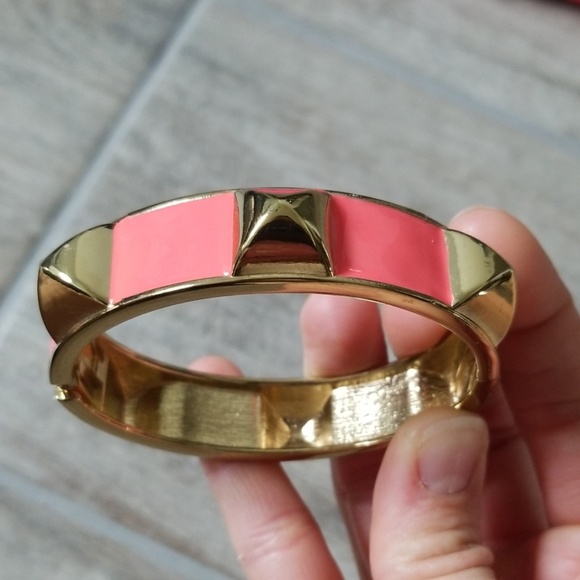 Neon wallet and bracelet - Picture 3 of 7